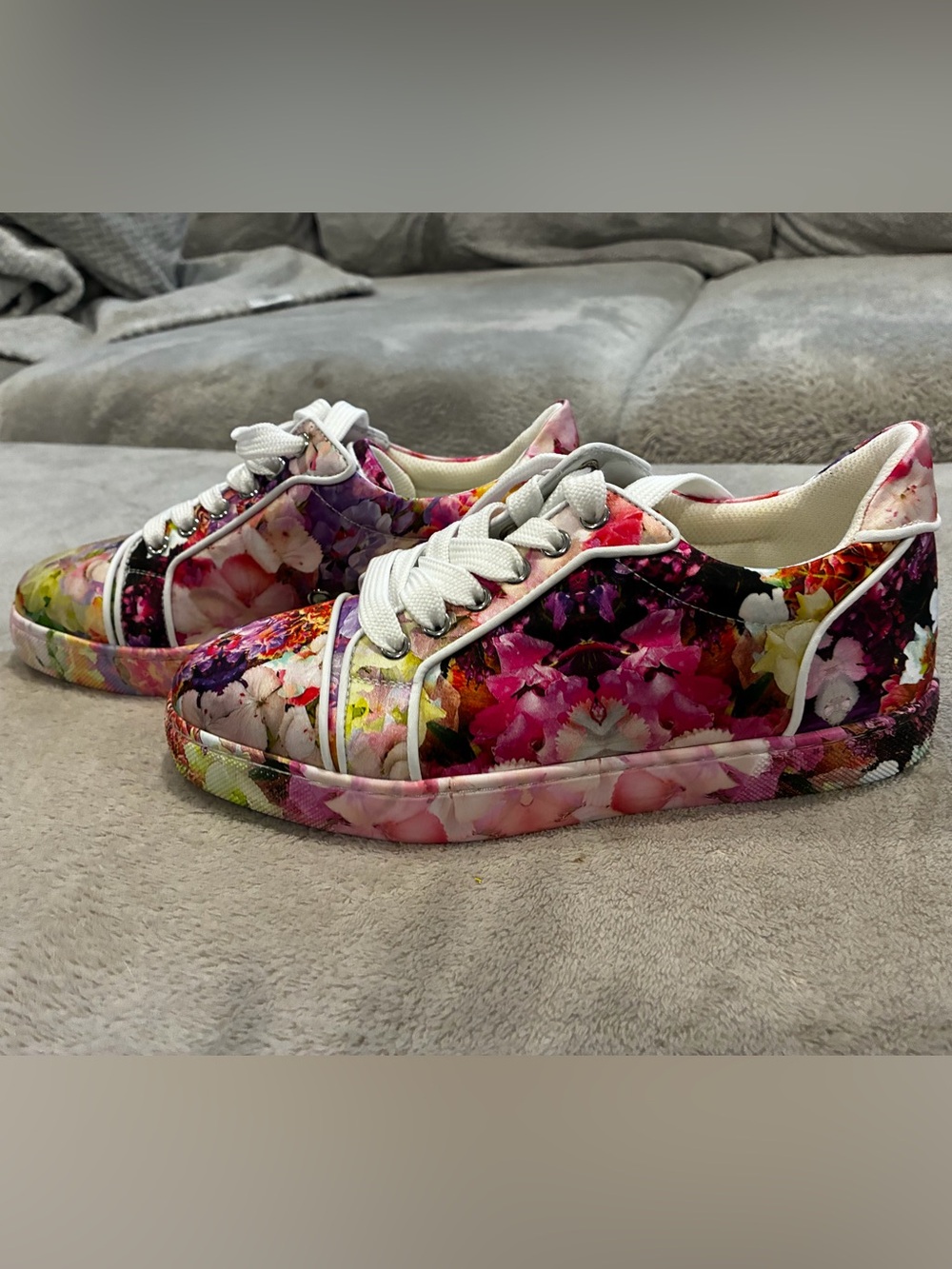 Christian Louboutin Floral Print Low-Top Sneakers - Multicolor